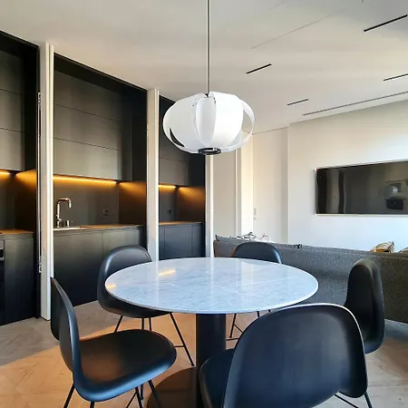 Elegant Minimalist Retreat In
